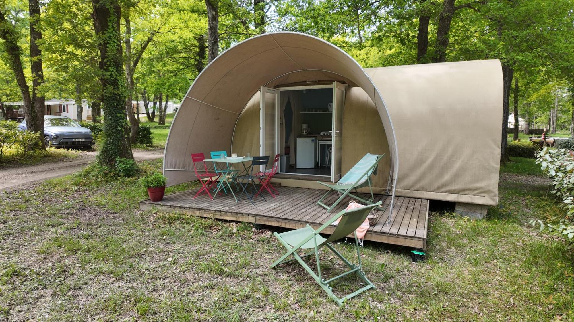 Camping Les Lacs D'Armagnac Bretagne-d'Armagnac Exterior foto